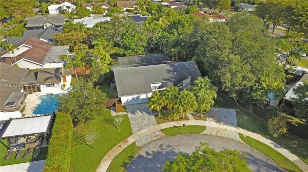 Kendale Country Club Estates, 10255 SW 96th Ter, Kendall, Florida 33176, image 3