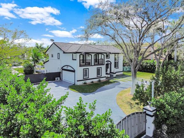 Suniland Estates, 7830 SW 120th St, Pinecrest, Florida 33156, image 1