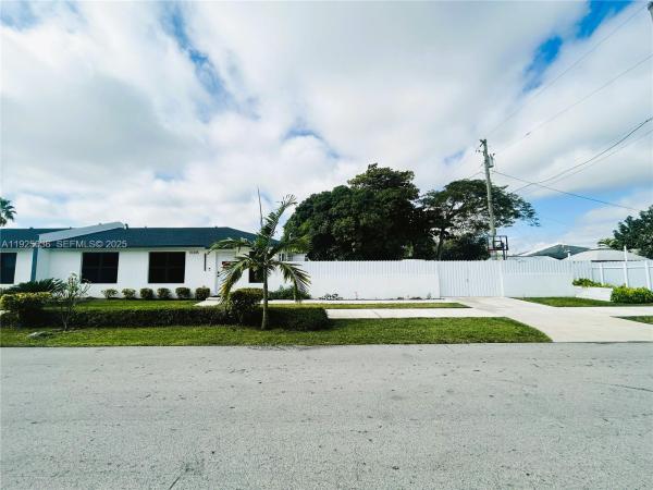 Rosehaven, 10305 SW 183rd St, West Perrine, Florida 33157, image 2