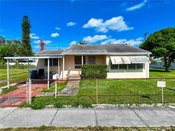 Stephens Manor, 761 NW 74th St, Gladeview, Florida 33150, image 3