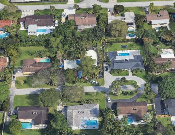 Fleeman Estates, 9741 SW 119th St, Kendall, Florida 33176, image 2