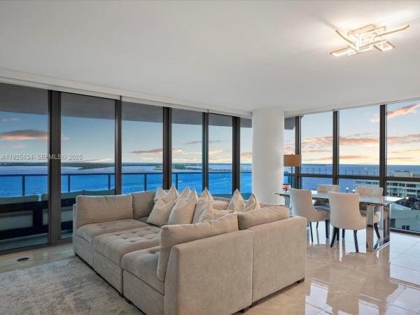 Jade Residences At Brickell Bay, 1331 Brickell Bay Dr #1811, Miami, Florida 33131, image 2