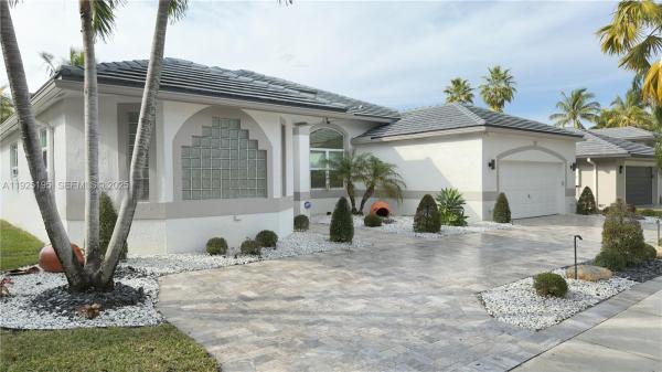 Oak Ridge, 3763 Oak Ridge Cir, Weston, Florida 33331, image 1