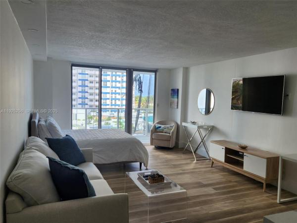 Parker Dorado, 3180 S Ocean Dr #307, Hallandale Beach, Florida 33009, image 1