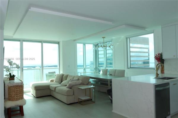 500 Brickell East, 500 Brickell Ave #3902, Miami, Florida 33131, image 1