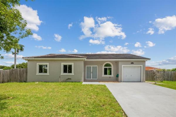 13225 SW 218th Ter, Miami, Florida 33170, image 1