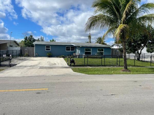 Boulevard Heights, 800 N 70th Ave, Hollywood, Florida 33024, image 1