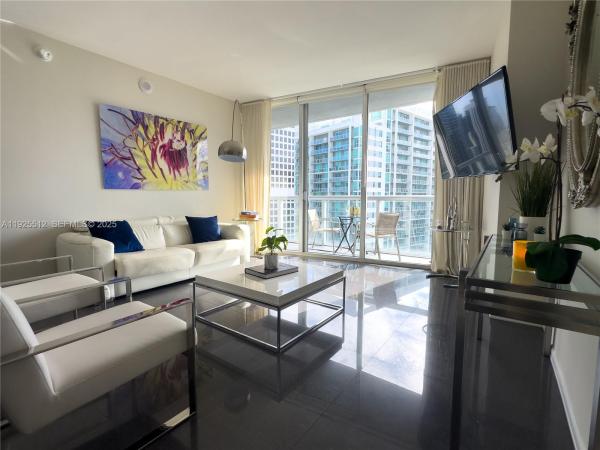 Icon Brickell Tower 3, 485 Brickell Ave #3307, Miami, Florida 33131, image 1