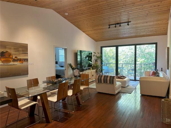 Ocean Village, 55 Ocean Lane Dr #4020, Key Biscayne, Florida 33149, image 1