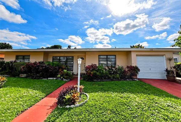 1140 NE 204th St, Miami, Florida 33179, image 1