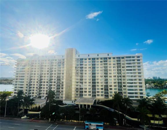 5600 Collins, 5600 Collins Ave #12N, Miami Beach, Florida 33140, image 1