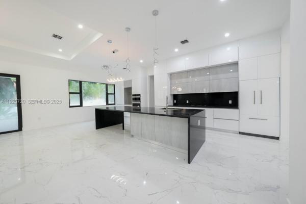 The Oaks Of Davie, 13083 Davie Oaks Dr, Davie, Florida 33325, image 3