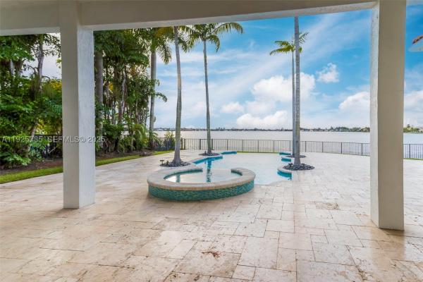 Harbour Lake Estates, 1962 SW 185th Ave, Miramar, Florida 33029, image 1