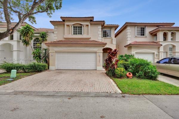 Martinique At Doral Isles, 7257 NW 113th Ct, Doral, Florida 33178, image 2
