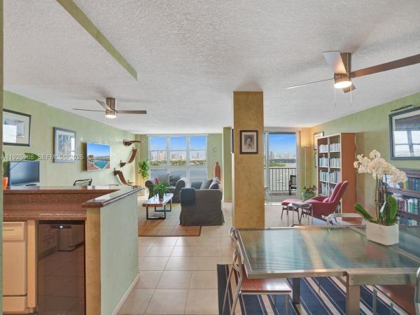 Bayview Terrace, 1228 West Ave #1002, Miami Beach, Florida 33139, image 3