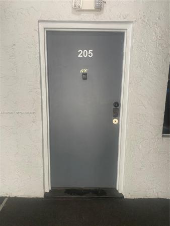 Brookview, 13500 NE 3rd Ct #205, North Miami, Florida 33161, image 2