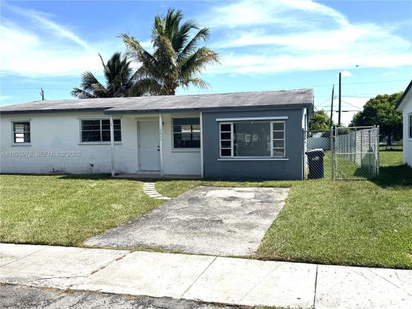 Lincoln Estates, 10840 SW 222nd Dr, Goulds, Florida 33170, image 2