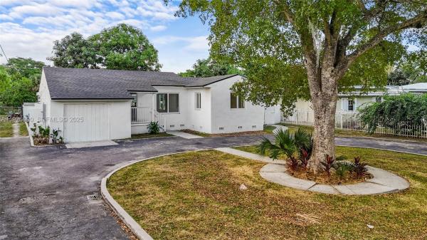 201 S Biscayne River Dr, Miami, Florida 33169, image 1