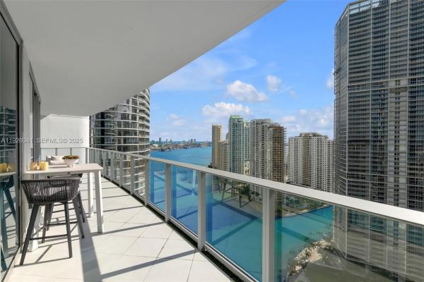 Epic Hotel & Residences, 200 Biscayne Boulevard Way #3108, Miami, Florida 33131, image 1
