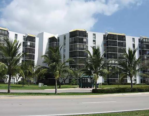 Biscaya, Aventura, Florida 33180, image 1