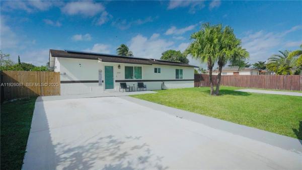 Princetonian, 25260 SW 124th Pl, Princeton, Florida 33032, image 3