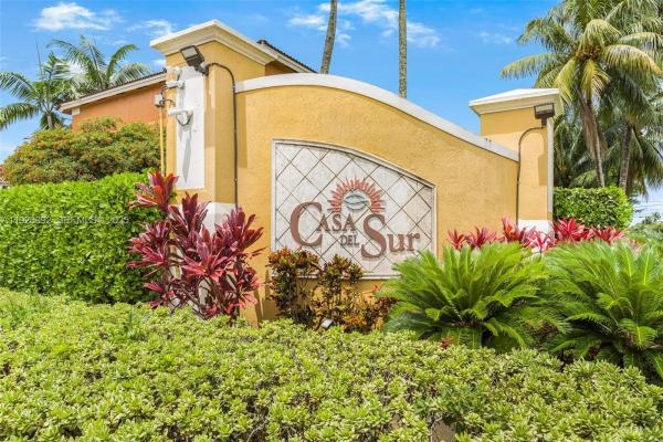 755 E Mowry Ct, Homestead, Florida 33030, image 1