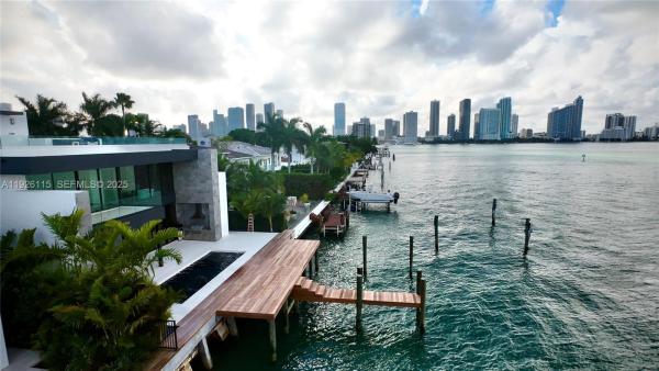 1041 N Venetian Dr, Miami Beach, Florida 33139, image 1