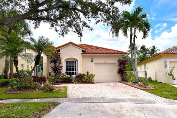 Pembroke Isles, Pembroke Pines, Florida 33028, image 1