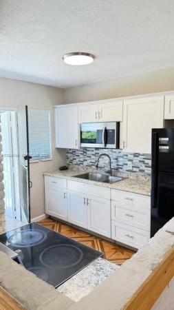 Sierra, Miami Gardens, Florida 33169, image 2