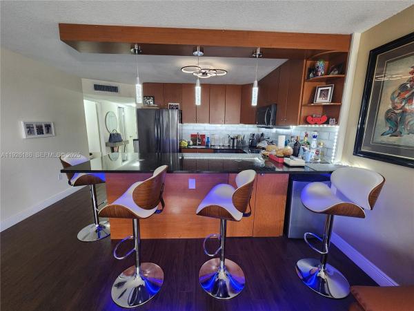 Admirals Port West, 2801 NE 183rd St #310W, Aventura, Florida 33160, image 1