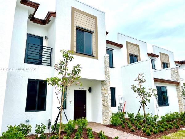 20679 NE 7th Pl, Miami, Florida 33179, image 1