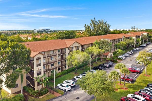 Suffolk At Century Village, 900 SW 142nd Ave #306L, Pembroke Pines, Florida 33027, image 1