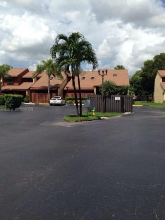 Sandpiper Woods, 405 SE 14th St #405, Dania Beach, Florida 33004, image 1