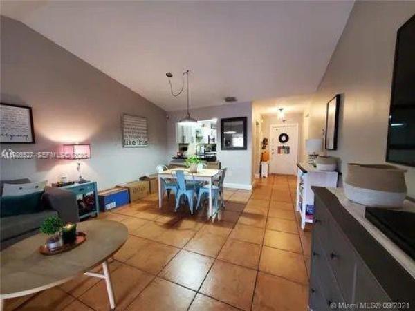 Kendall Walk, 14927 SW 89th St, The Hammocks, Florida 33196, image 3