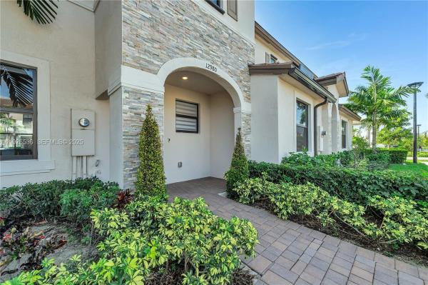 12980 SW 233rd Ter, Homestead, Florida 33032, image 1