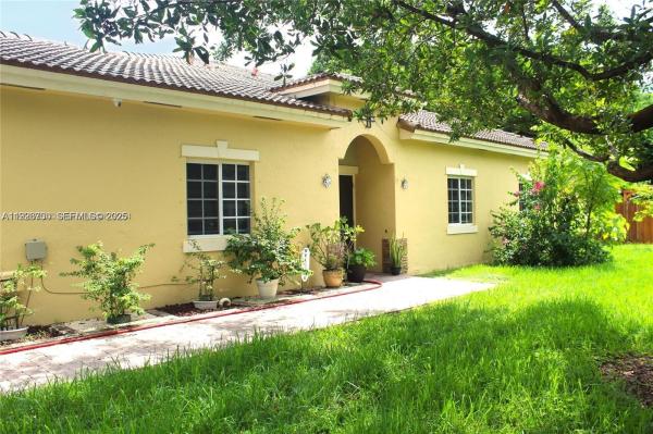 Ventura At Malibu Bay, 1209 NE 32nd Ave, Homestead, Florida 33033, image 3