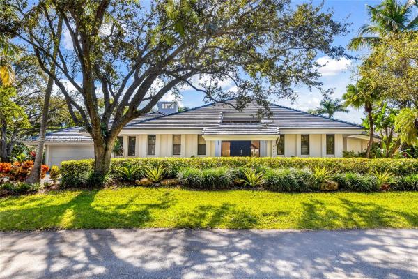 Cocoplum, 301 Isla Dorada Blvd, Coral Gables, Florida 33143, image 1