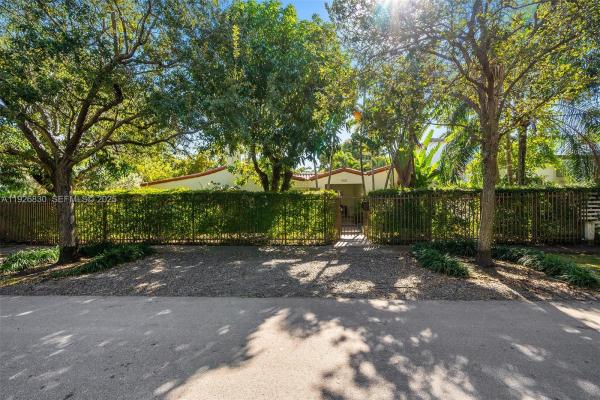 Ocean View Heights, 2400 Trapp Ave, Miami, Florida 33133, image 1