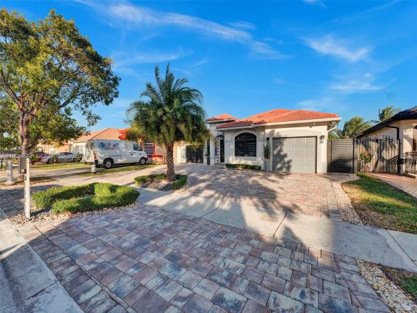 North Palm Estates, 19901 NW 77th Ct, Hialeah, Florida 33015, image 3