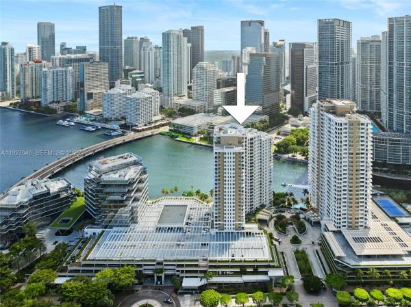 Courvoisier Courts, 701 Brickell Key Blvd #1605, Miami, Florida 33131, image 3