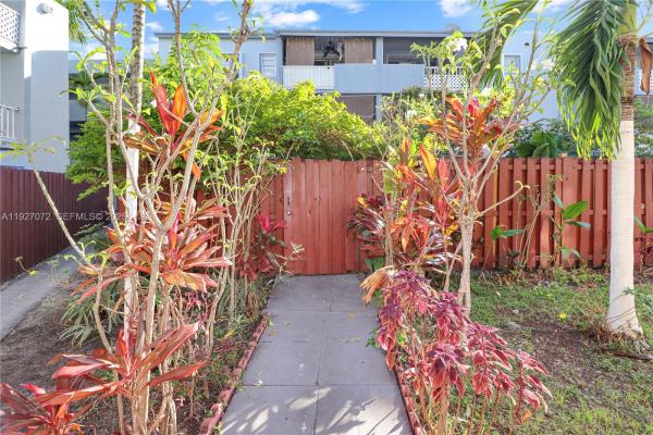 Los Suenos, 6195 W 18th Ave #G101, Hialeah, Florida 33012, image 1