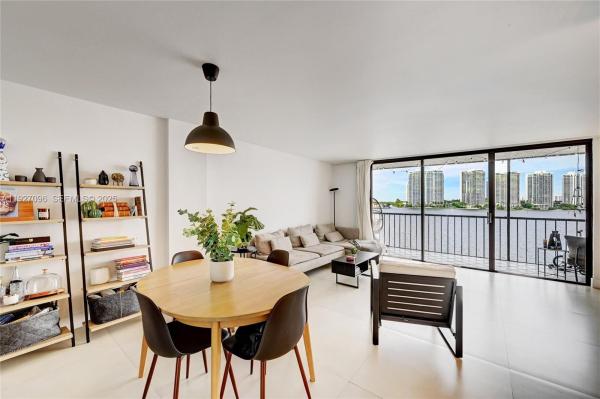 Fairview House, 17500 N Bay Rd #S405, Sunny Isles Beach, Florida 33160, image 1