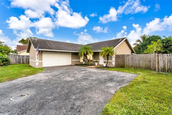 Gateland Estates, 10380 SW 49th Pl, Cooper City, Florida 33328, image 1