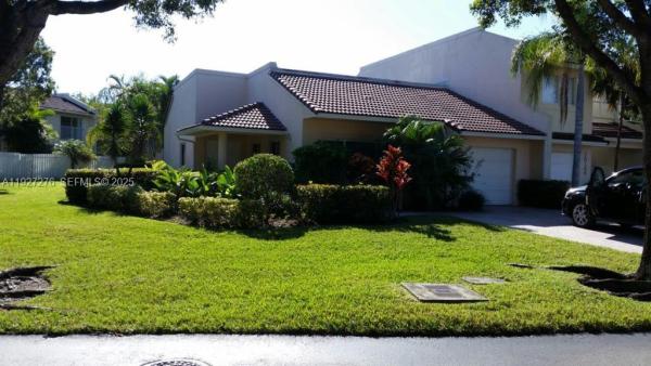 Doral Chase, 10136 NW 43rd Ter #10136, Doral, Florida 33178, image 1