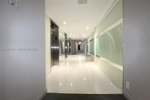 Coronado Tower 3, 20379 W Country Club Dr #2237, Aventura, Florida 33180, image 1