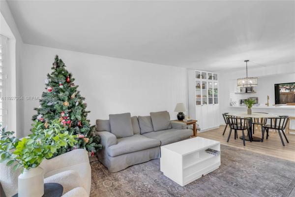 Dadeland Cove, 10080 SW 77th Ct, Kendall, Florida 33156, image 2