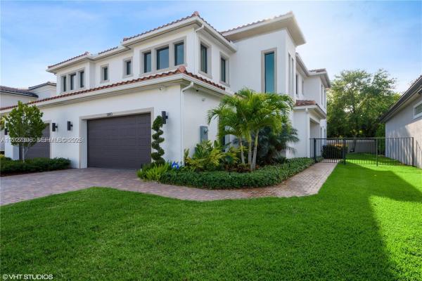 5883 Brookfield Cir W #, Fort Lauderdale, Florida 33312, image 1