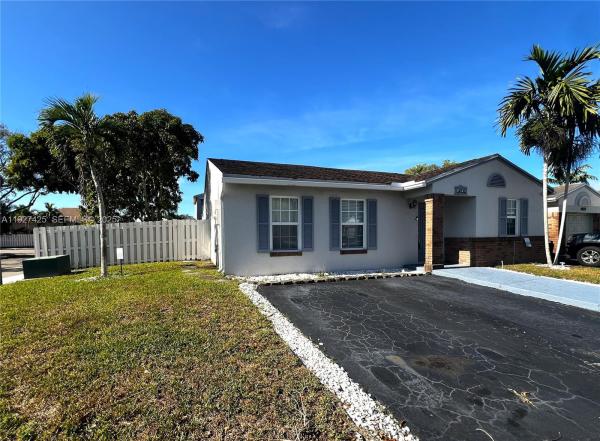 Brandywine, 14731 N Beckley Sq, Davie, Florida 33325, image 1