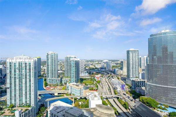 Epic Hotel & Residences, 200 Biscayne Boulevard Way #4311, Miami, Florida 33131, image 1
