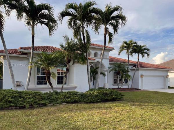 2640 Fairways Dr, Homestead, Florida 33035, image 1